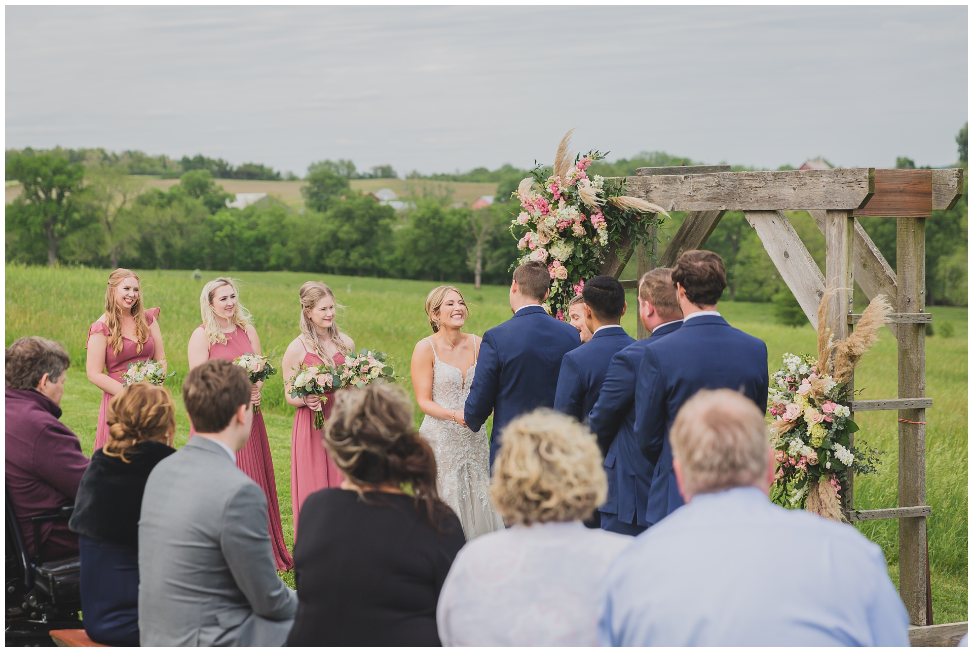 Wedding photography at Weston Red Barn Farm in Weston, Missouri, by Kansas City wedding photographers Wisdom-Watson Weddings.