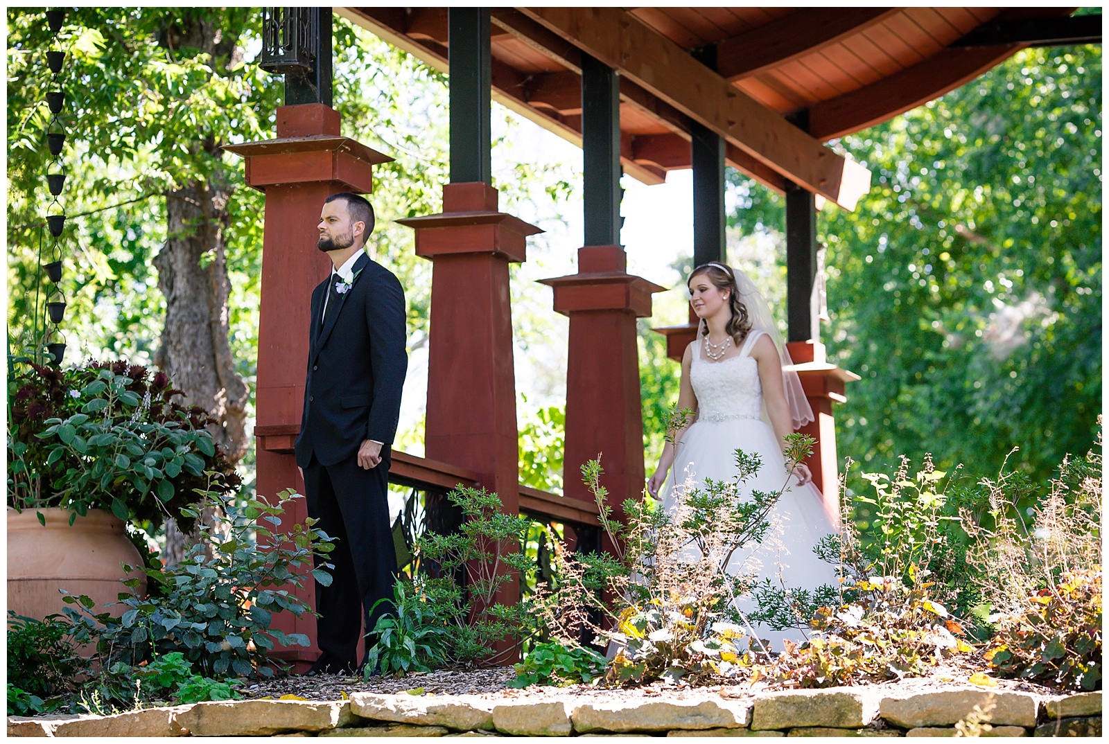 Wedding photography at Lake Shawnee in Topeka, Kansas.