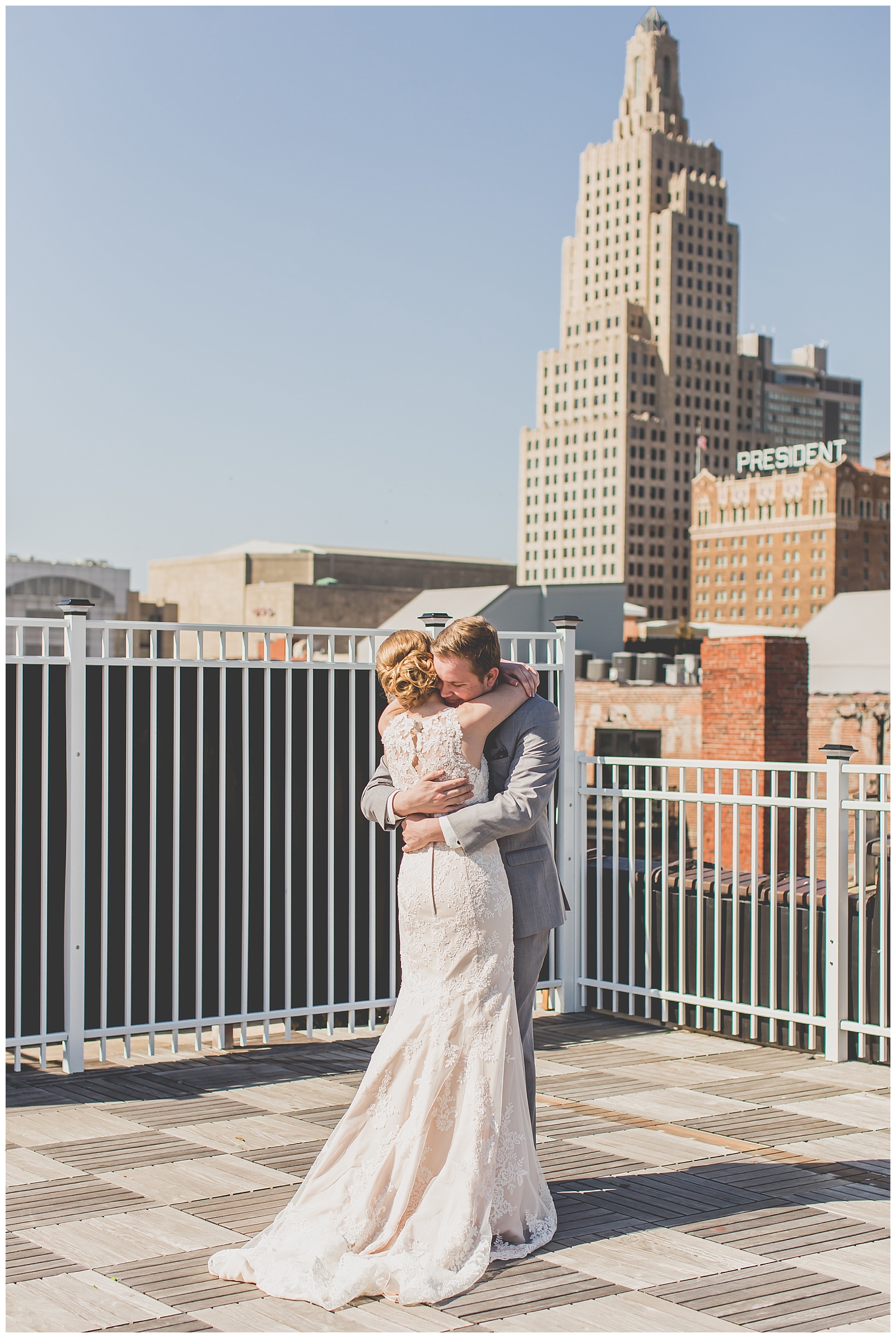 Wedding photography at Terrace on Grand by Kansas City wedding photographers Wisdom-Watson Weddings.