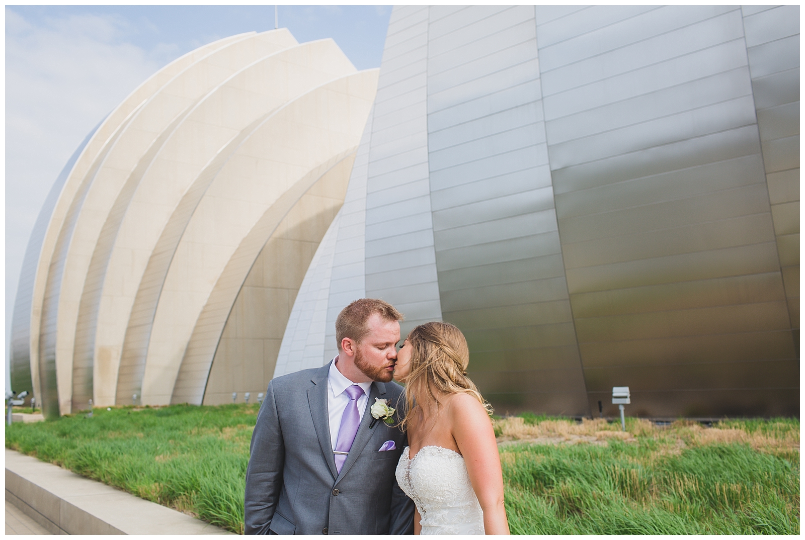 Wedding photography at the Kauffman Center by Kansas City wedding photographers Wisdom-Watson Weddings.