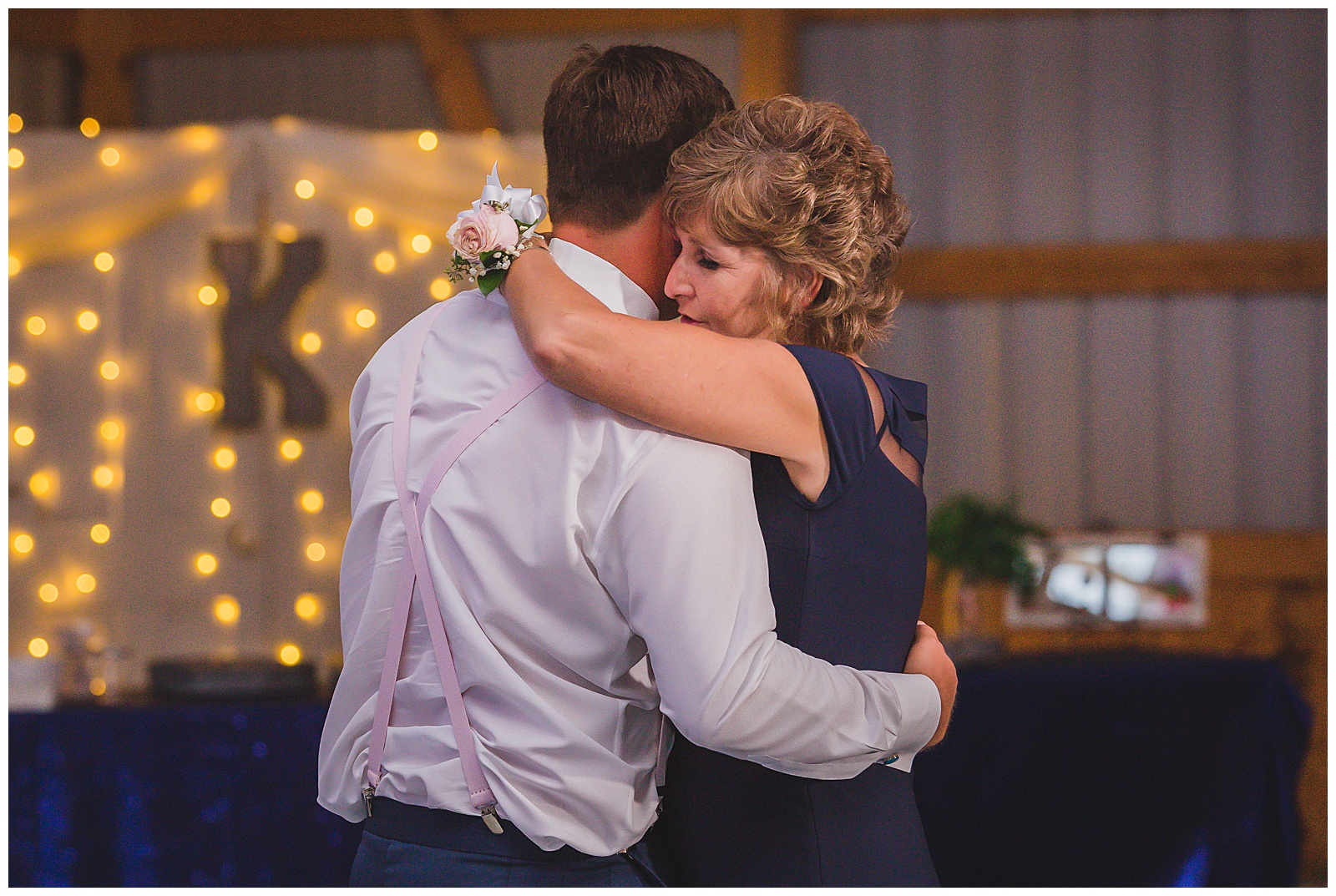 Wedding photography in Lancaster, Kansas, by Kansas City wedding photographers Wisdom-Watson Weddings.