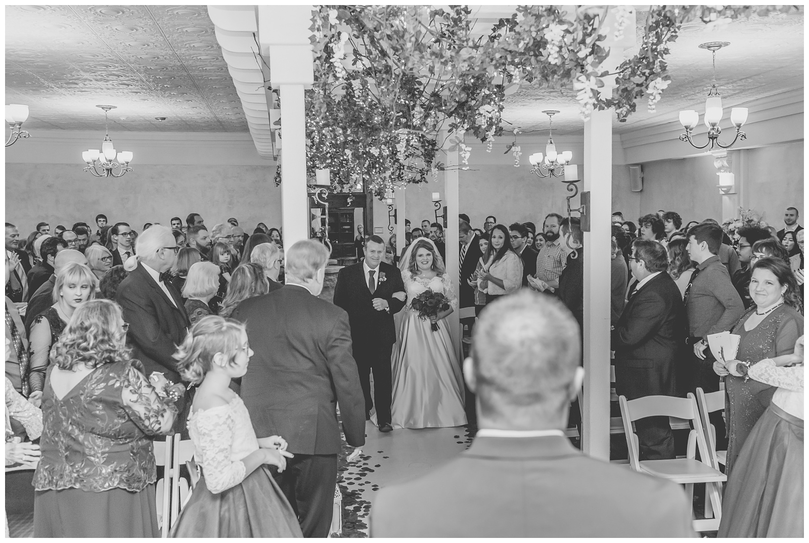 Wedding photography at the Loft on Sixth in Osawatomie, Kansas, by Kansas City wedding photographers Wisdom-Watson Weddings.