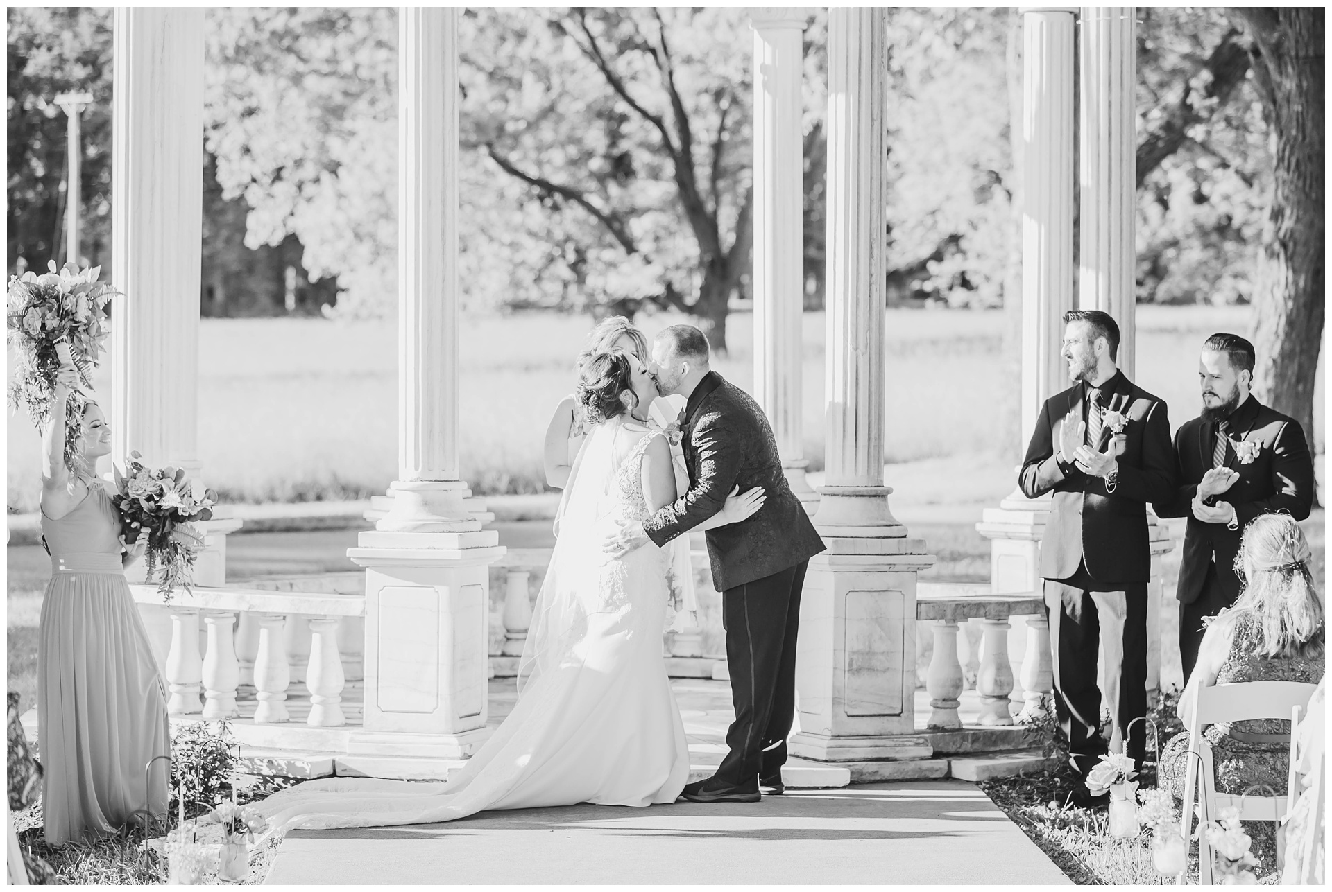 Wedding photography at Belvoir Winery in Liberty, Missouri, by Kansas City wedding photographers Wisdom-Watson Weddings.