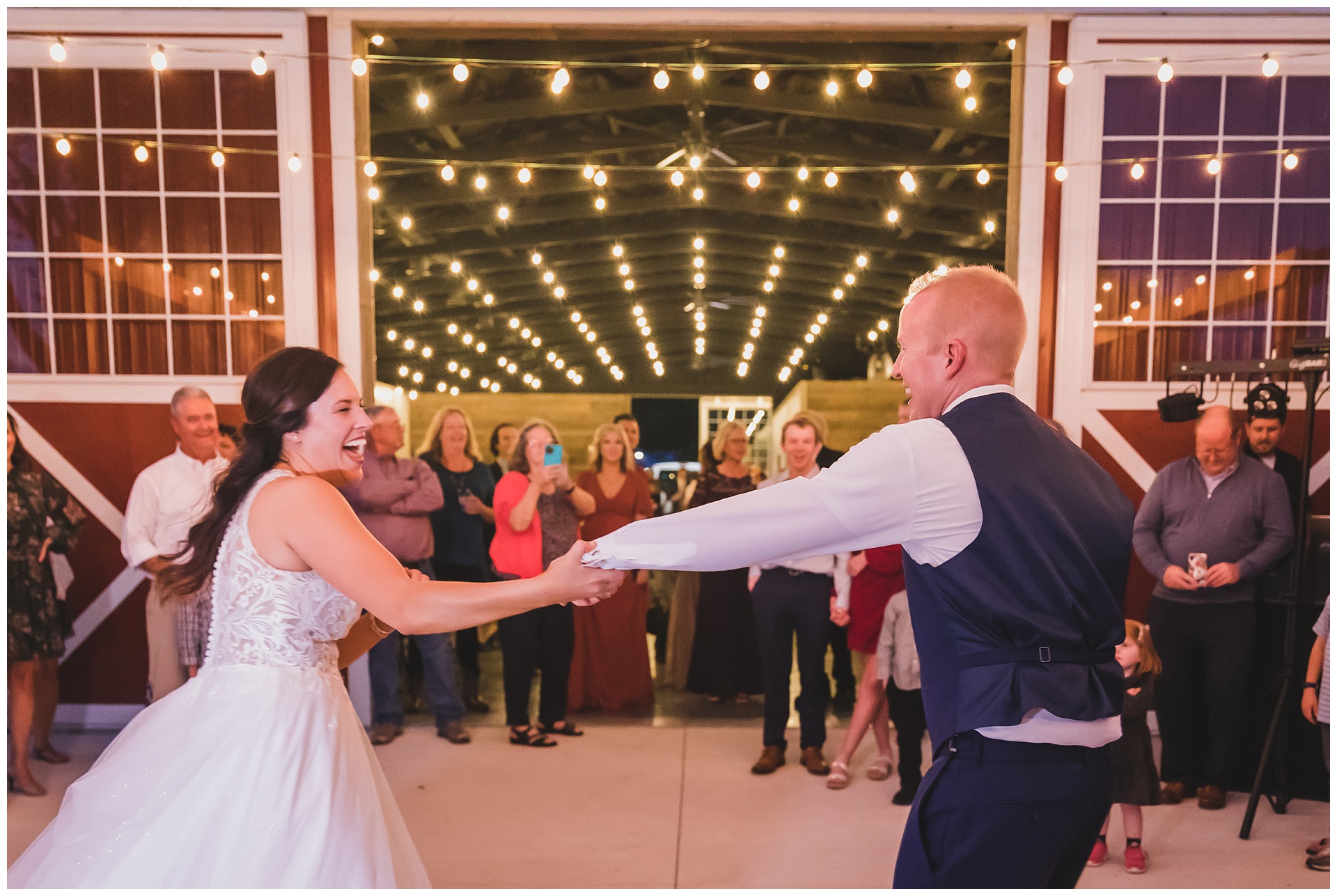 Wedding photography at Hidden Lake Venue in Wichita, Kansas, by Kansas City wedding photographers Wisdom-Watson Weddings.